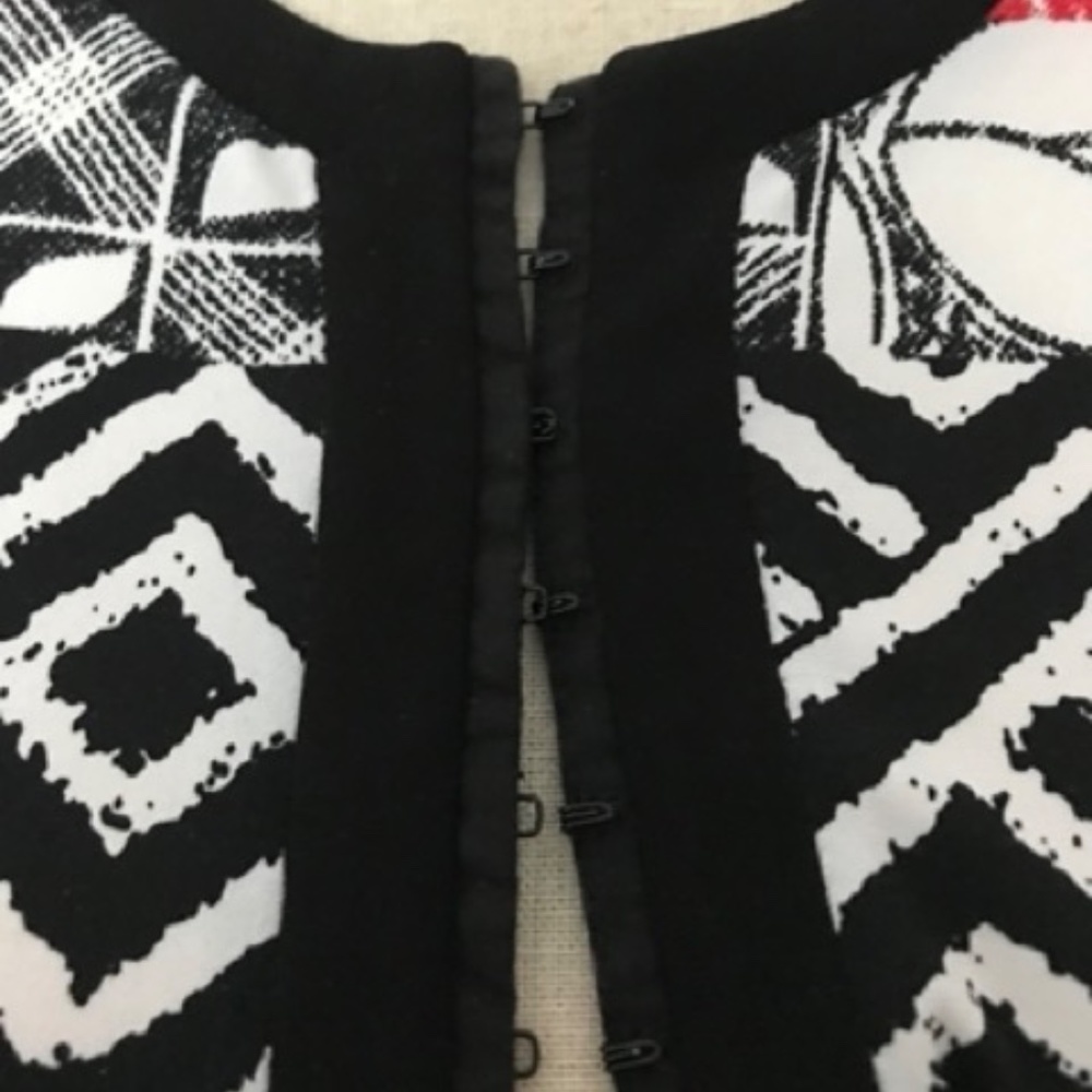 Joseph Ribkoff Red Geometric Zip-Front Cardigan Jacket - Picture 3 of 5